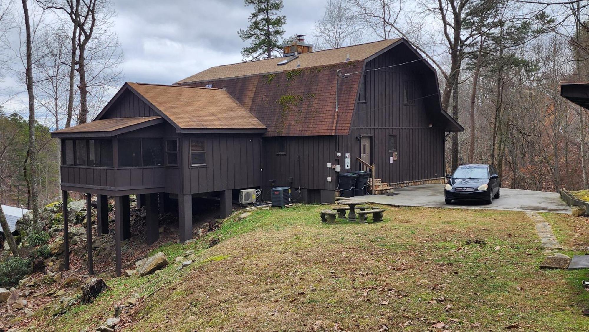 Lazy Bear Cabin Sevierville Exterior photo
